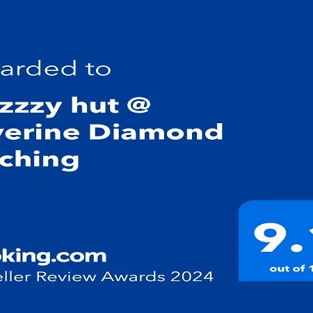 Cozzzy Hut @ Riverine Diamond Kuching Exterior photo